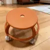 Banquinho para Sala de Estar de Casa Longo para Sentar Não Cansa Pequeno Baixo com Rodas Universais Móvel Baixo Banquinho para Quarto de Aluguel Banquinho para Trocar Sapatos Companheiro para Crianças Artefato