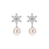 Aretes de copo de nieve de invierno de circonita y perla para mujer, diseño de lujo ligero de alta gama, aretes modernos y elegantes para combinar con todo, aretes elegantes