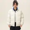 Jaqueta de Algodão Xadrez Retro Americana Espessa com Gola Alta para Homens e Mulheres, Novo Estilo de Inverno 2025, Casaco Puffer Quente de Modelagem Solta para Mulheres