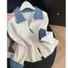 Jaqueta Cardigan de Tricô Patchwork com Gola de Veludo Jeans Versátil para Outono e Inverno Moda Feminina Zíper Tricô Novo Estilo Blusa Falsa de Duas Peças Tendência