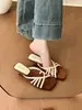 Sandalias de cuña cuadradas de gamuza ajustadas estilo retro moderno para mujer, Verano 2026, Sandalias de tacón grueso para ir al trabajo
