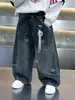 Pantalones vaqueros para niño, colección primavera/otoño, nuevo estilo 2026, con colgante de estrella de cinco puntas, pantalones de moda, pantalones largos de otoño para niños, pantalones casuales