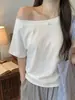 Camiseta Gris de Algodón y Lino con Cuello Asimétrico, Estilo Chica Picante, Manga Corta, Estilo Americano, Nuevo Otoño 2026, Diseño Ajustado sin Hombros