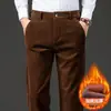 Calça masculina de veludo cotelê, novo estilo outono e inverno, forrada com fleece e espessa, calça casual de corte reto para homens, calça de inverno para pais