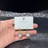 Brincos de Urso Amorosos para Outono e Inverno para Mulheres, Fofos e Doces, Versáteis, Galvanoplastia Ecológica, Atacado de Acessórios Yiwu