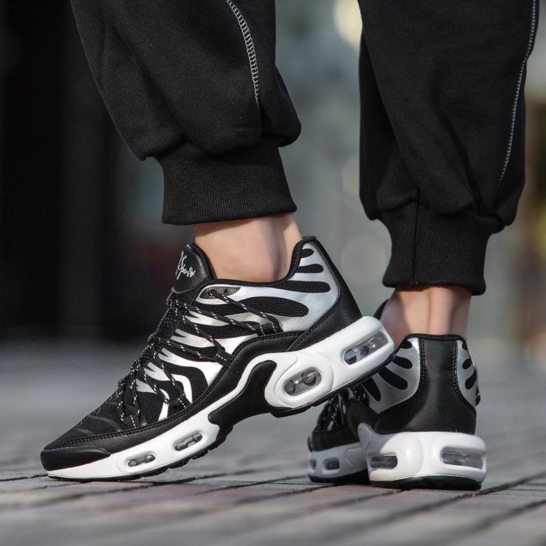 男鞋大码飞织运动鞋透气