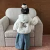 Jaqueta Infantil de Veludo com Capuz 2025 Inverno Novo Estilo Estilo Bebê Acolchoada Espessada Algodão Outerwear Meninas Quente Algodão Outerwear