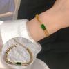 Nueva Pulsera de Acero de Titanio Europeo y Americano de Venta Caliente para Mujer Estilo ins Personalizada Moderna Resistente al Color Pulsera Antidesvanecimiento Pulsera Chapada en Oro