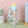 Garrafa de Água Fofa de Desenho Animado para a Escola, Copo Duplo com Canudo para o Verão, Copo de Plástico Portátil para Meninas e Alunos do Ensino Fundamental