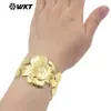Wt-Jf359 Pulseira Grande Aberta de Latão com Flores Esculpidas Vintage Moda Acessórios de Presente de Aniversário para Meninas