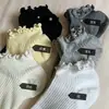 Calcetines Sencillos Versátiles de Color Sólido para Estudiantes Mujeres, Malla Fina Calada de Encaje, Absorbentes de Sudor, Transpirables, Cortos