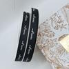 Cinta Inglesa de Canalé Negro con Flores de 1.5cm Empaque de Regalo Caja de Regalo para Pastel Cinturón Decorativo Empaque Cinta Inglesa