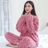 Conjunto de Veludo Jacquard de Algodão Pijama de Veludo Coral Feminino Outono e Inverno 2024 Roupa de Casa Espessa Solta para Casais