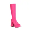 Botas de cano médio elásticas para pernas finas, bico quadrado, salto grosso de formato especial, tamanho plus size, outono e inverno europeu e americano, botas de cavaleiro em PU para mulheres