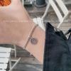 Venta de liquidación Pulsera coreana Dongdaemun Love Todo-combinable Femenina ins Diseño de nicho Sentido Retro Pulsera de hebilla ot