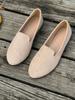 Zapatos de talla grande de comercio exterior para mujer 2024 verano nuevo estilo europeo y americano de fondo plano de un solo paso tipo frijol talla 43 deseo