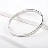 Europeu e Americano corte a laser diamante flash abertura design atacado pulseira de flor senhoras Dourado personalidade all-match pulseira de aço titânio