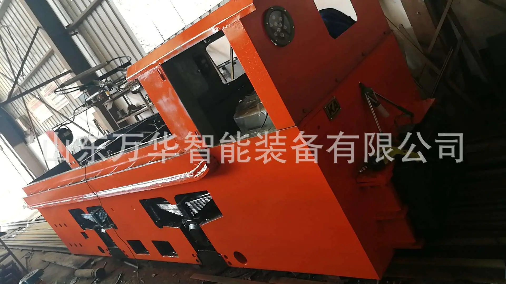 矿用电机车.jpg