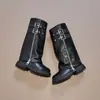 Botas de Cavaleiro de Cano Alto com Salto Grosso para Meninas Outono/Inverno 2025 Novas Botas de Calça Dobradas Retrô Elegantes com Fivela de Cinto