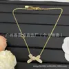 Novos Modelos Transfronteiriços com Etiquetas de Gujia, Dijia, Meijia e Lvjia; Colares de Luxo Leve e Simples para Atacado, com Álbum de Fotos para Seleção