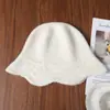 Venta al por mayor transfronteriza del fabricante, Gorro de pescador cálido de punto 100% lana pura con borde de encaje, Gorro de lana cálido de punto en stock