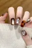 Uñas Postizas Pre-Hechas Hechas a Mano Rosa Nude Perla Moño 3D Terapia de Luz Super Iluminadoras para Uñas Cortas