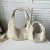 Bolso cruzado casual de alta gama estilo coreano con tachuelas, diseño elegante, versátil y elegante, bolso de hombro de gran capacidad para el trabajo para mujer