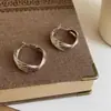 Design de Nicho, Brincos Torcidos Texturizados Modernos e Versáteis, Luxo Acessível, Simples Elegante, Brincos Estilosos de Alta Qualidade para Mulheres