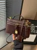 Bolso Pequeño Retro para Mujer 2026 Nuevo Otoño Esenciales de Trabajo Bolso Tote Pequeño Bolso de Hombro Único de Alta Gama para Viaje Cruzado