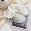 Zapatos Versátiles con Agujeros de Nube Sandalias para Mujer Chanclas para Exteriores para Mujer Zapatos de Playa Pantuflas para el Hogar Zapatos para Mujer Pantuflas de Punta Cerrada