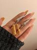 Otoño e Invierno nuevo hebilla de oreja rectangular elegante chapada en cobre dorado metálico pendientes de botón de espiga de trigo estilo Hong Kong de alta calidad con diamantes