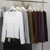 Camiseta base Feiyuan macia e amiga da pele, confortável, com corte justo, para mulheres, nova moda outono e inverno, cor sólida versátil, top interno com gola U