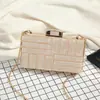 Bolsa de Noche Acrílica de Venta Caliente Transfronteriza 2026 Bolso de Mano Versátil Caja para Vestido Bolso Pequeño con Cadena para Hombro Cruzado para Mujer