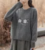 Suéter Tejido Jacquard Suave Retro Japonés Ropa para Mujer Otoño e Invierno 2025 Nuevo Estilo Petite Gris Largo