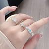 Anillo de Luna y Mariposa de Lujo Ligero de Nicho Suave para Mujer, Temperamento Versátil, Anillo Abierto Ajustable para Dedo Índice, Anillo de Celebridad de Internet