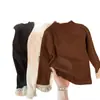Ropa interior para niñas 2025 primavera y otoño nuevo estilo para niñas pequeñas con ribete de encaje, camisetas versátiles de moda, ropa para niños