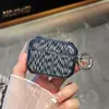 Capa Protetora para Fone de Ouvido Sem Fio Apple AirPods 3 com Design de Ondas d'Água e Porta-Retrato, Capa Preta para Fone de Ouvido