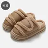 Novas pantufas de algodão estilo Birkenstock para mulheres, pantufas de inverno para casa, antiderrapantes, quentes, com acabamento em pelúcia, solas grossas e adequadas para uso interno e externo; atacado disponível para homens