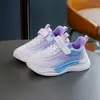 Tênis Esportivo Leve e Respirável para Meninas Outono 2026 Sapatos Casuais Infantis Meninos Antiderrapante Solado Macio Tênis de Corrida para Crianças de Meia-idade e Mais Velhas