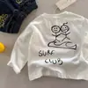 Nova coleção de primavera e outono: Camiseta versátil, estilosa e casual de manga comprida com estampa de desenho animado, perfeita como peça básica para meninos