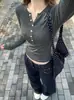 Camisa Base de Manga Larga para Mujer, Estilo Dulce y Picante, Cuello Semiabierto, Botones, Ajuste Delgado Casual, Hombro Normal, Top de Moda para Primavera y Otoño