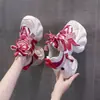 Zapatos Torre populares de celebridades de Internet para mujer, primavera y otoño 2024, recién llegados, zapatos pequeños de suela gruesa para mujer, zapatos deportivos casuales que combinan con todo para mujer.