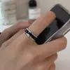 Anel com Esmalte Drip Preto para Mulheres, Joia de Anel Aberto Ajustável com Design de Nicho Fashion e Único Estilo Ins