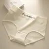 Roupa íntima feminina de algodão puro de Xinjiang, cintura média, antibacteriana, cobre o quadril, respirável, tamanho grande, estilo jovem, atacado