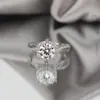 En stock en Guangzhou: Anillo para Mujer Royal Manor de Moissanita 0.5-5 Quilates Plata S925 Chapado en Oro, Directo de Fábrica