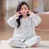 Pijama de Niña Estilo Princesa Primavera y Otoño Manga Larga Pantalón Largo Cuello de Encaje Infantil Cardigan Ropa de Casa Algodón Nube Conjunto de Dos Piezas