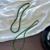 Colar de Pedras de Calcedônia Branco-Verde Cor de Jade Estilo Chinês Novo com Fecho de Lingote Corrente para Clavícula Pingente