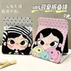 Espejo de maquillaje plegable lindo y adorable con temática de Xiaoman para escritorio de dormitorio de estudiante, portátil para retoques de niñas