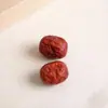 Colgante de mano de palo de rosa rojo tallado con dátil rojo, decoración artesanal de madera maciza "Zao Sheng Guizi", colgante de juguete para mano, bola de mano