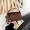 Bolsa de ombro cruzada estilo coreano minimalista casual tipo almofada para o dia a dia feminina 2026 nova pequena quadrada para axila moda transversal